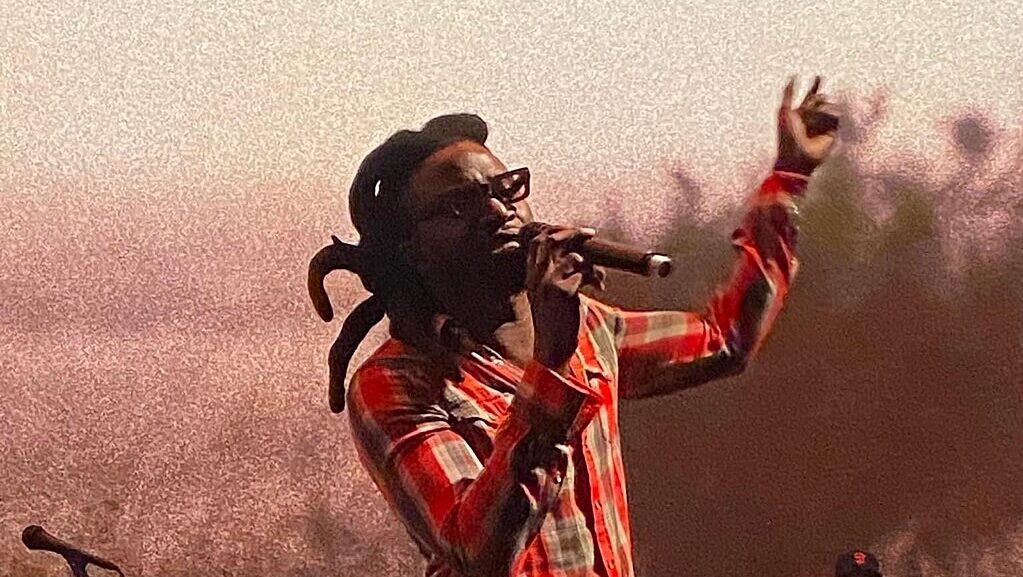 Shaboozy Clarifies Immigrants ‘Built This Country’ Grammy Speech